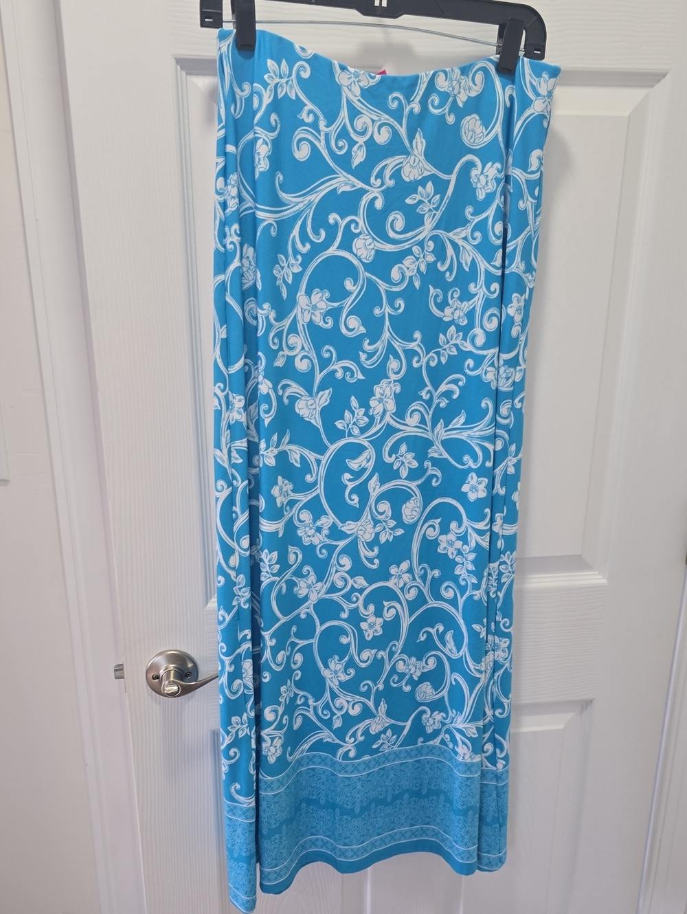 Vince Camuto Blue and White Floral Scroll Maxi Skirt